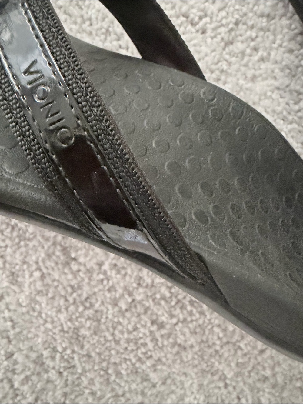 Vionic Tide II Toe-Post Sandal in Black US 9 - Picture 13 of 16